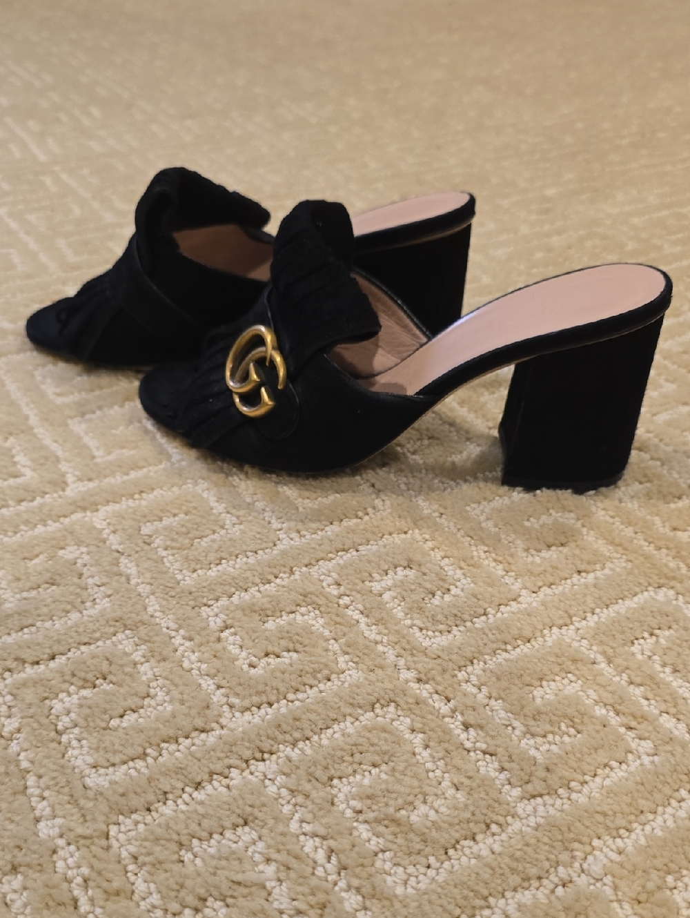 Gucci Black Suede Fringe Mules with Gold Double G, Size 38 - Picture 8 of 12